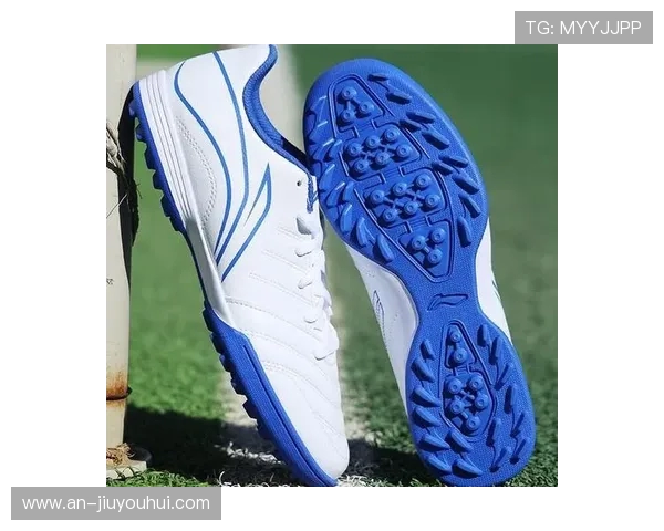 踢足球的足球鞋款式繁多在不同场地条件下如何挑选最合适的一双呢 踢足球的足球鞋款式繁多在不同场地条件下如何挑选最合适的一双呢